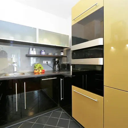 Апартаменты Brise Appartement-suiten Tannenburg App 325 *